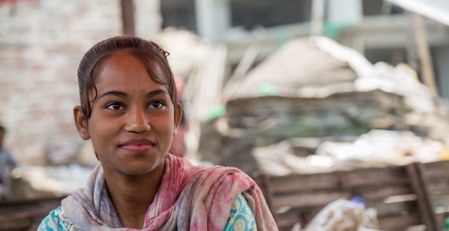 Adolescent girl working in a recycling plant, Dhaka. Photo: Nathalie Bertrams/GAGE