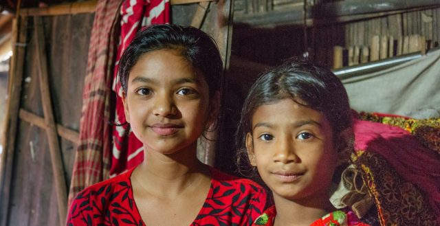 Young adolescent girls in Chittagong, Bangladesh © Nathalie Bertrams / GAGE